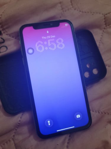 iphone11 128G អត់បែកស្ទើតួ ថ្ម77% 95$