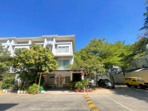 LC2 for rent in Borey PH Boeng snor