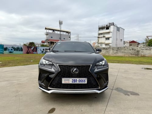 NX300 ឆ្នាំ2018 Full Option F-Sport បូតុង 6 ហ្សុីន មិនកែ