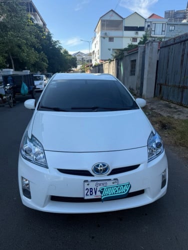 Prius 010 Option 4 ឡានស្អាត អត់បុកអត់ច្រែស