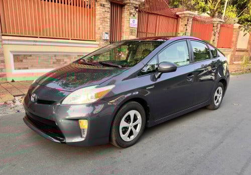 Toyota Prius 2012 Solar ពណ៍ប្រផេះ option3
