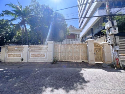 Villa for Rent | Toul Tumpung, Phnom Penh