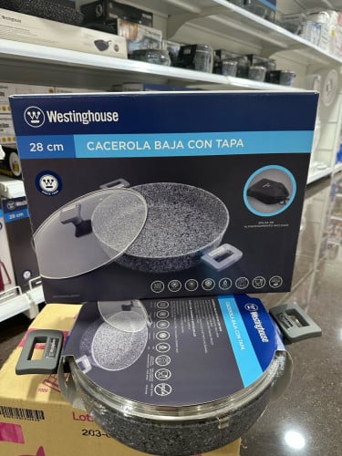 Westinghouse Low Casserole with Glass Lid 28cm