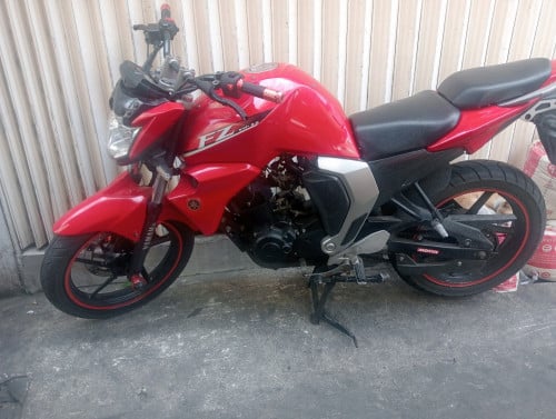 ម៉ូតូជិះផ្ទាល់