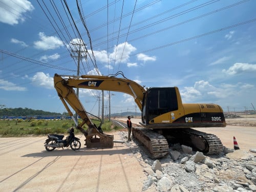 អិចក្បាលបុកសម្រាប់ជួល