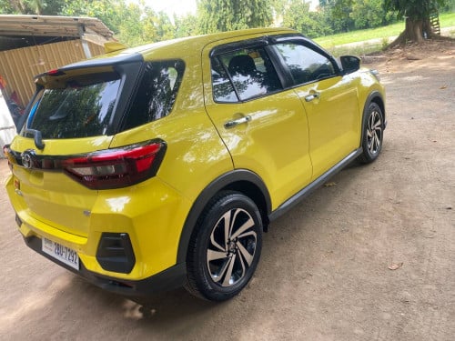 ឡានលក់បន្ទាន់!