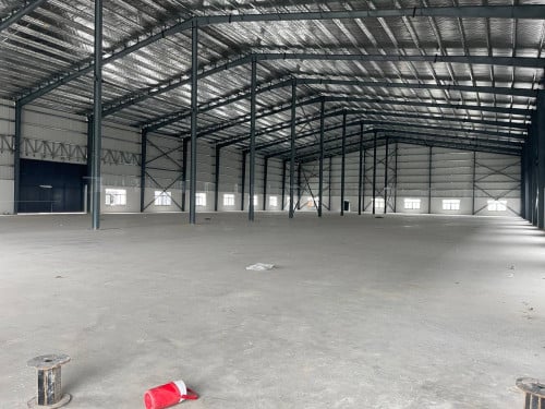 ឃ្លាំងខ្នាតរោងចក្រថ្មីជួល​នៅព្រៃសរ​ដង្កោរ​