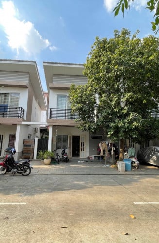 ផ្ទះជួលប៉េងហួតបឹងស្នោ