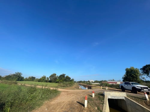 ទំហំដី5ហិតាក្នុងក្រុងបាត់ដំបងលក់ប្រញាប់លុយ