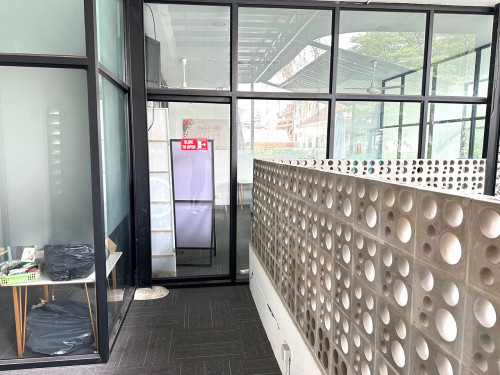 ផ្ទះអាជីវកម្មហាង | Shop House for Rent - Toul Tompong