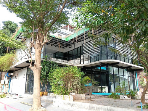 ផ្ទះអាជីវកម្មហាង | Shop House for Rent - Toul Tompong