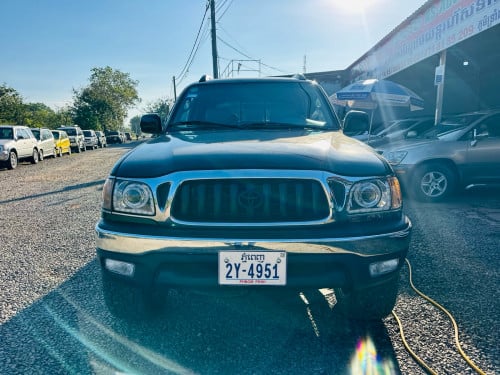 សួរស្តីបងប្អូនចង់បានមានតំរូវការឡានដឹកToyota Tacoma 2004ប៉ុង2សាំងហ្គាស់ហើយស្រេចតំលៃ9800$ចុះបានខ្លះ