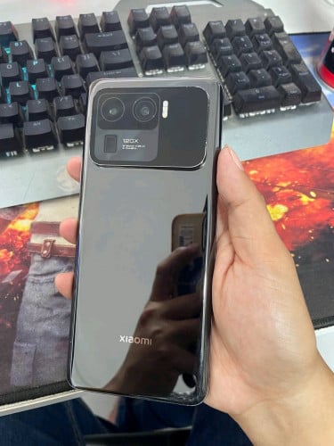 លក់Xaomi mi 11ultra global ram12+7G rom256G ម៉ាសុនខ្លាំងអេក្រង់120hzតម្លៃ=225$