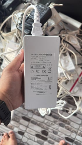 Adapter All in one 12V & 19V