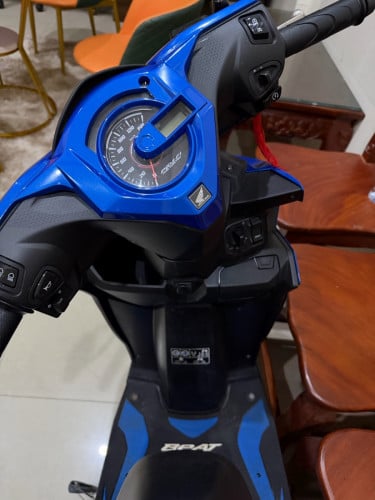 BEAT 025 ប្រើតិច2ពាន់គម កាតគ្រីម្ចាស់ដេីម​ភ្នំពេញ