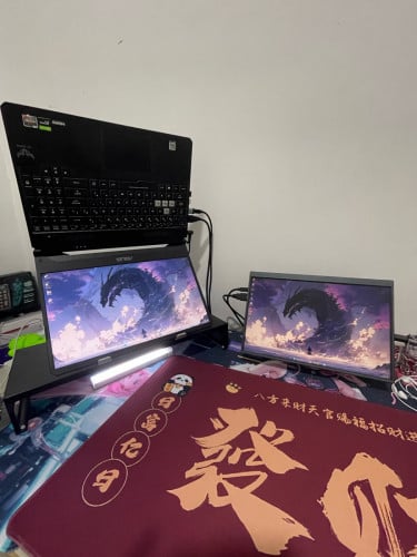 Laptop + monitor ✅