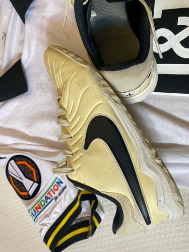 Nike Tiempo ទំហំ38