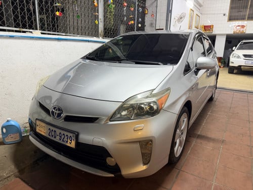 Prius 2012 open5 advanced ទឹកថ្នាំហ្សីន1ជុំ