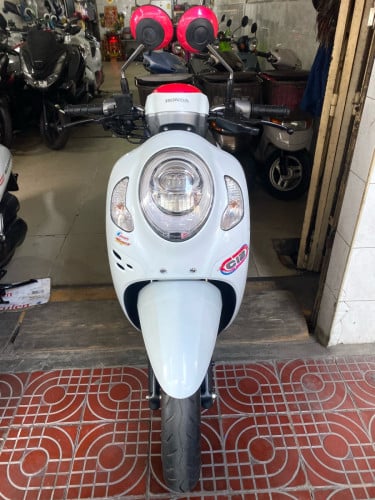 SCOOPY-I 2023 ម៉ូតូក្រដាសពន្ធនៅស្អាត99% 1086 គីឡូសុីន ខ្ចៅខ្ចងសំណុំសុីនមួយជុំ
