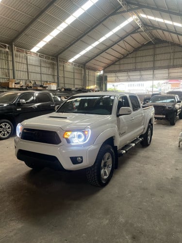 Tacoma 2012 TRD Sport អូតូកាពីតាស JBL 4x4