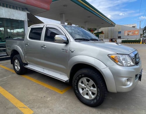TOYOTA Hilux Vigo