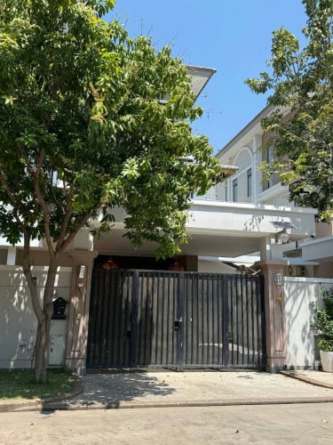 Twin B villa FOR SALE | Urgent Borey Peng Hout 60m