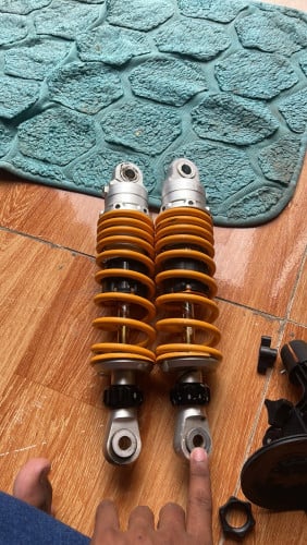 ដាច់លុយបានលក់