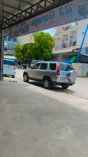 ឡានស្អាតអ្នកជិះផ្ទាល់ ថ្នមណាស់