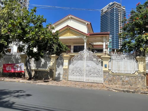 ផ្ទះវីឡាសំរាប់ជួលនៅទួលគោក