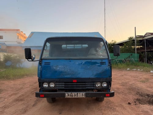 ឡានលក់បន្ទានចរចារបាន