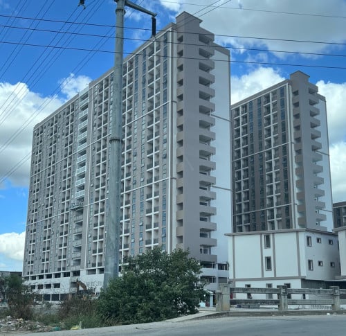 ខុនដូ 2 បន្ទប់គេង បន្ទប់កែង