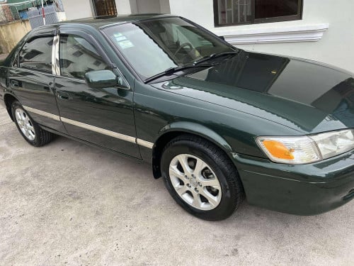 ឡានស្អាតឆ្នាំ2001