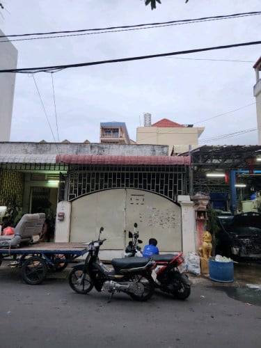 ផ្ទះលក់ ម្ដុំបឹងសាឡាង 270 ខណ្ឌទួលគោក