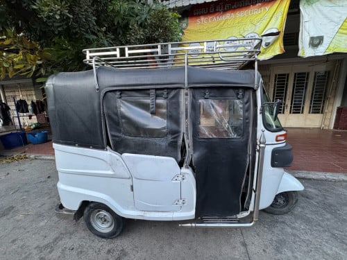 កង់3 Bajaj Maxima 2019 នៅស្អាតមិនសូវប្រើ