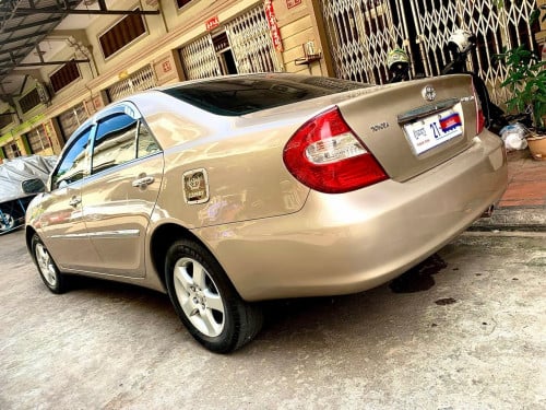 លក់ Camry 02 XLE ប្រើផ្ទាល់លំដាប់មេឡានកំរជួប បងប្អូនអ្នកប្រើដូចគ្នាមកមើលមិនអោយខុសចិត្ត