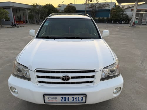 ចង់លក់Highlander 2002 ប៉ុង1 limited ទឹកថ្នាំសុីន មួយជុំ