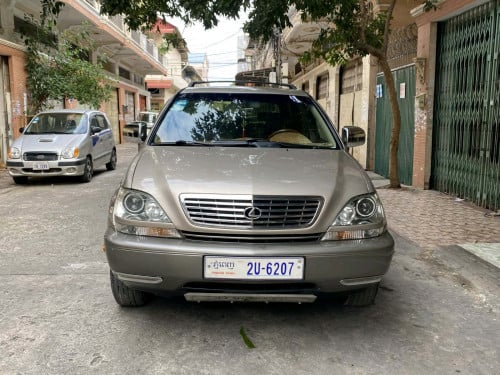 ឡានលក់ Lexus Rx 300 ឆ្នាំ01 Full ថាច់លេសរ័