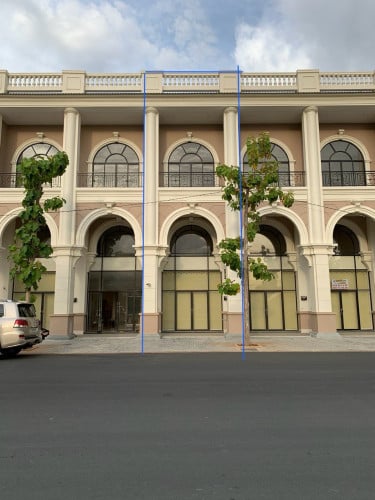 ផ្ទះអាជីវកម្មលក់នៅ peng houth 60m