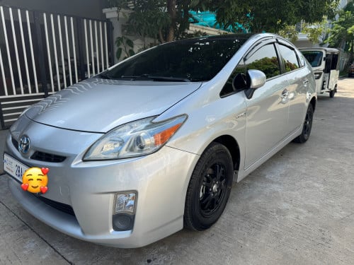 ឡានលក់ Prius ឆ្នាំ២០១០