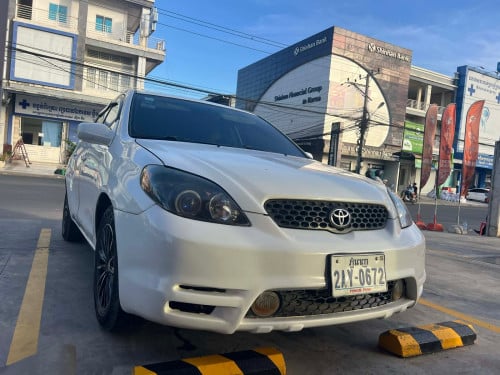 ទ្ឡានមេទ្រិចToyota matrix ធូរធូរ