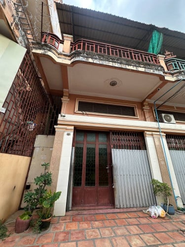 👉ផ្ទះសម្រាប់លក់នៅម្តុំស្ទឹងមានជ័យ តម្លៃក្រោមទីផ្សារចំកណ្តាលក្រុង