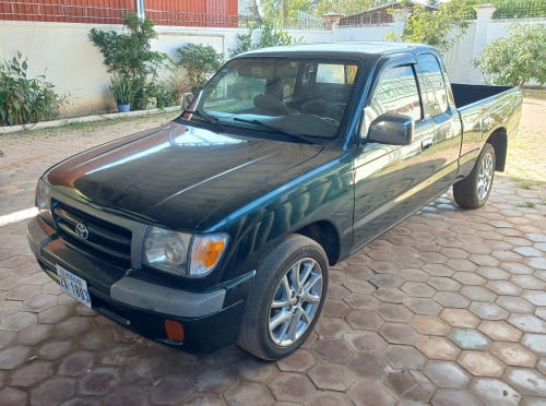 1998 Tacoma pick up.