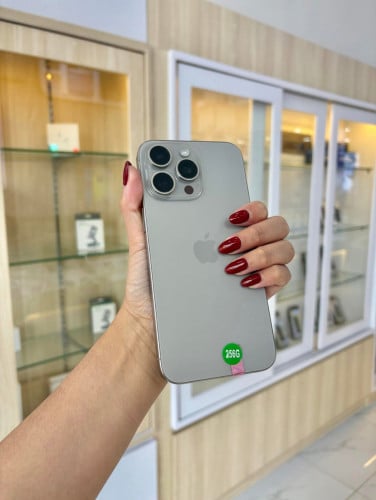 300$ យកបាន iPhone 15 pro max