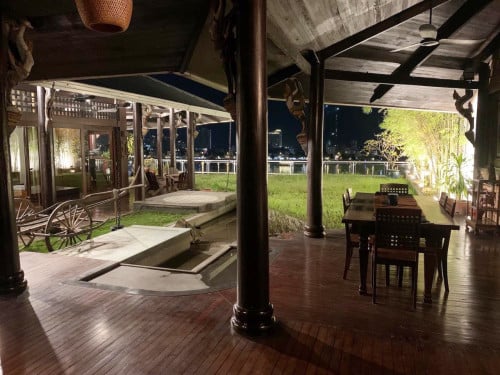 Duplex 5 Bedroom Penthouse For Rent at Sangkat Phsar Kandal 1