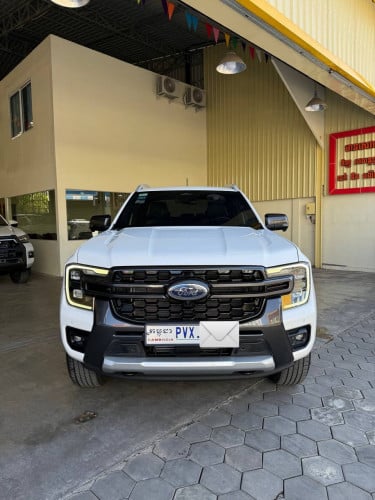 Ford Wildtrak 2023 ប្រេីបាន3មុឺនគីឡូ