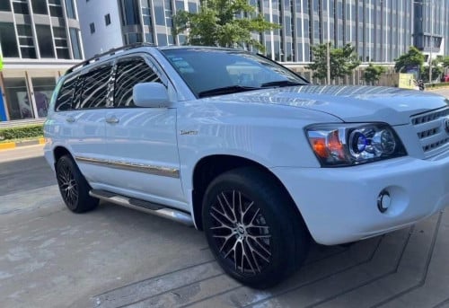 Higlender 05Limited P2 Foll កៅឥ3ជួរក្នុហលឿងបើកតំបូល