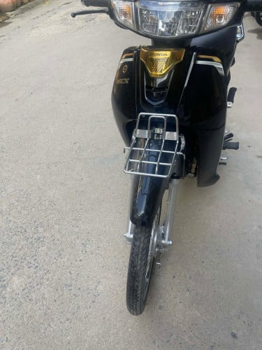 Honda Dream 025នៅស្អាតមានកាតគ្រីត្រឹមត្រូវលក់1890