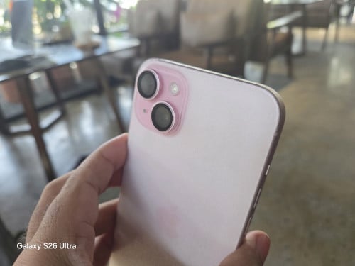 iPhone 15 Plus សុំនុំ សុីន 98% ថ្ម កាន់