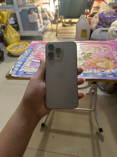 iPhone 15 pro max 512G លក់ឬដូរ