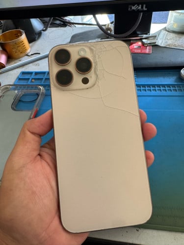 iPhone 16 Pro Max 512Gb X/A តួស្អាត 99% បែកខ្នងក្រោយ ជីវិតថ្ម 88% Phone Only